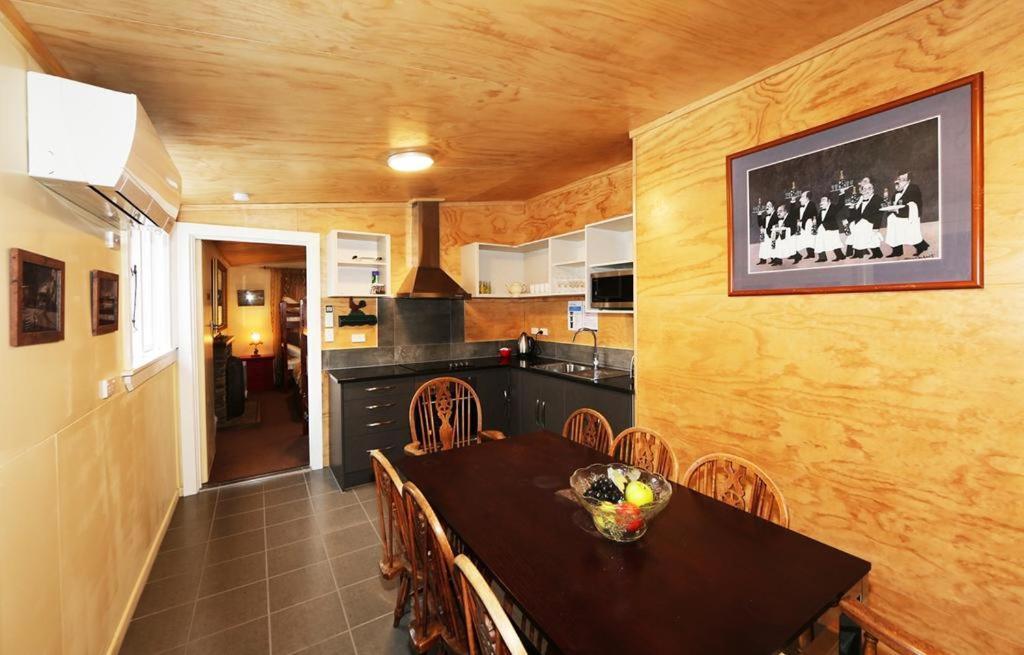 Tekapo1929 Lakefront Villa Лейк Текапо Екстериор снимка